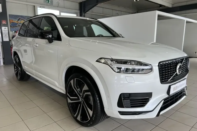 Volvo XC90 din 2024 cu 24.697 km - oferta VOL141786 - foto 4