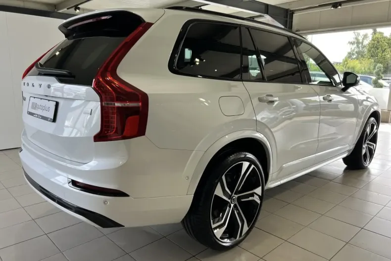 Volvo XC90 din 2024 cu 24.697 km - oferta VOL141786 - foto 5