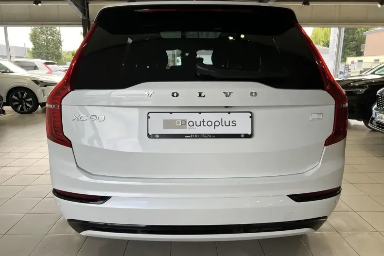 Volvo XC90 din 2024 cu 24.697 km - oferta VOL141786 - foto 7