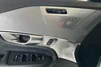 Volvo XC90 din 2024 cu 24.697 km - oferta VOL141786 - foto 18