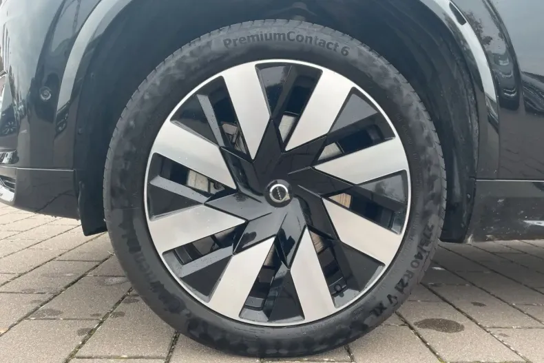 Volvo XC90 din 2024 cu 17.500 km - oferta VOL141788 - foto 2