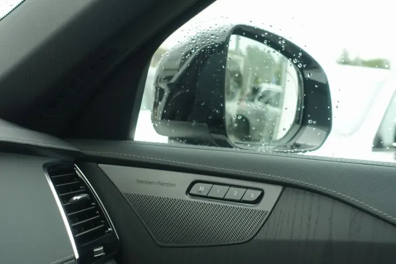 Volvo XC90 din 2024 cu 12.900 km - oferta VOL141789 - foto 15