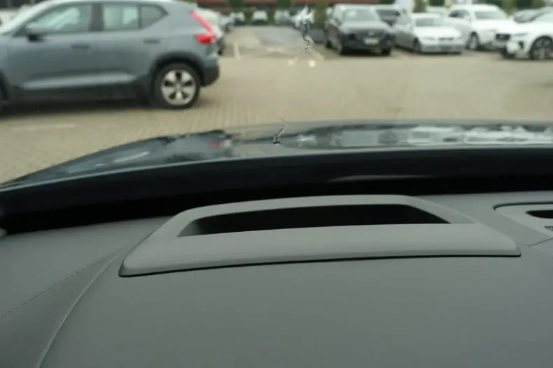 Volvo XC90 din 2024 cu 14.100 km - oferta VOL141791 - foto 16