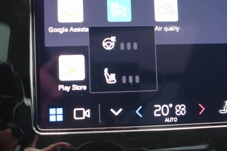 Volvo XC90 din 2024 cu 14.100 km - oferta VOL141791 - foto 23