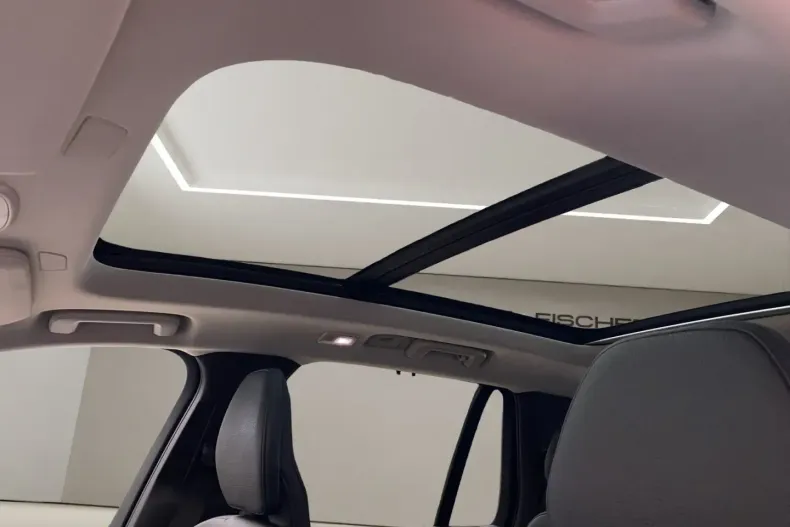 Volvo XC90 din 2024 cu 27.255 km - oferta VOL141794 - foto 17