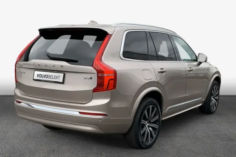 Volvo XC90 din 2024 cu 35.545 km - oferta VOL141795 - foto 3