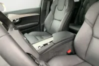 Volvo XC90 din 2024 cu 35.545 km - oferta VOL141795 - foto 14