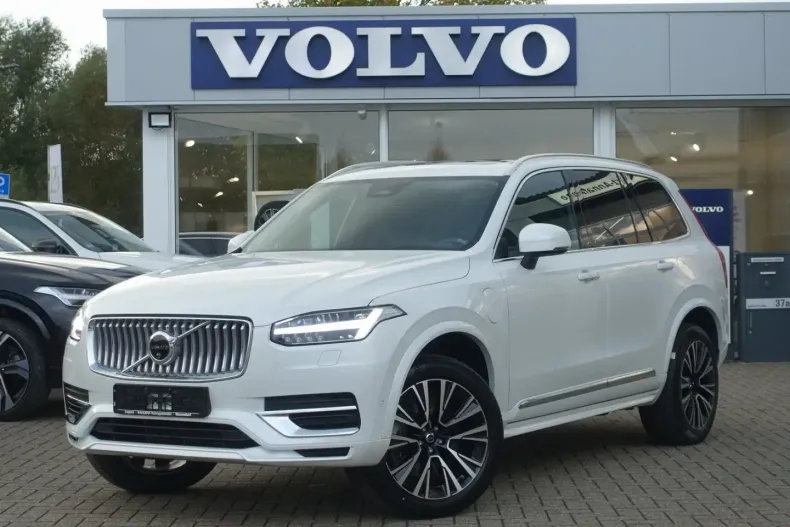 Volvo XC90 din 2024 cu 21.680 km - oferta VOL141796 - foto 1