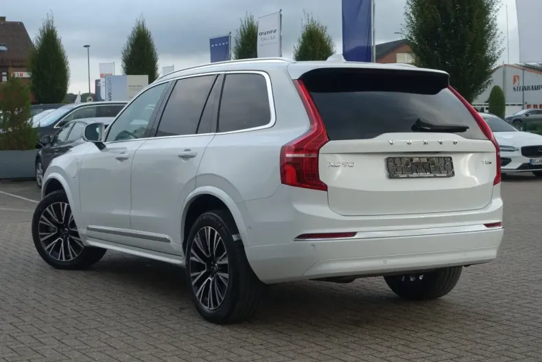 Volvo XC90 din 2024 cu 21.680 km - oferta VOL141796 - foto 4