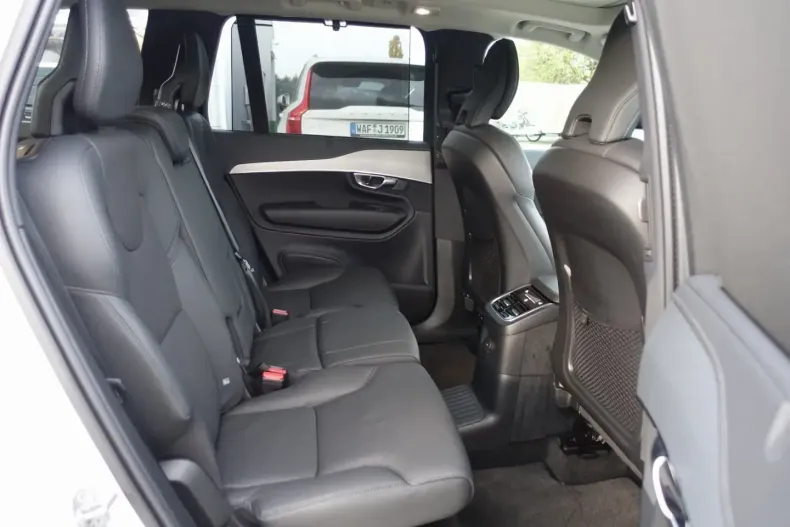 Volvo XC90 din 2024 cu 21.680 km - oferta VOL141796 - foto 10
