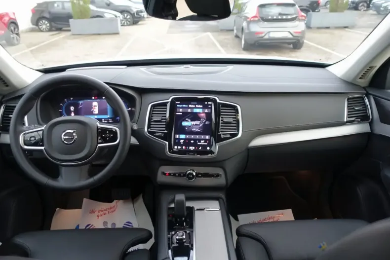 Volvo XC90 din 2024 cu 21.680 km - oferta VOL141796 - foto 12