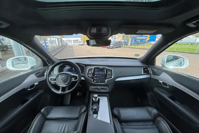 Volvo XC90 din 2024 cu 26.900 km - oferta VOL141797 - foto 14