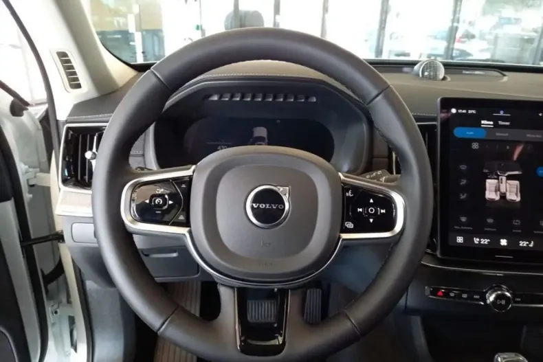 Volvo XC90 din 2025 cu 4.148 km - oferta VOL141799 - foto 10