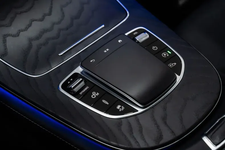 Mercedes-Benz E 53 AMG din 2021 cu 54.840 km - oferta MER141808 - foto 25