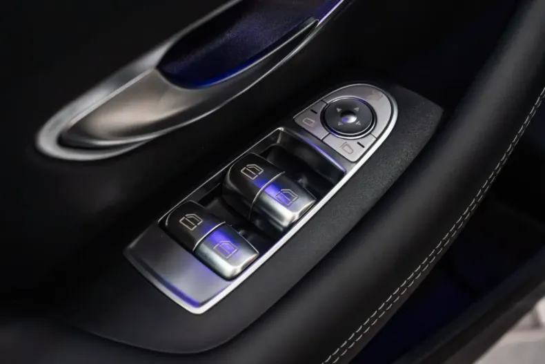 Mercedes-Benz E 53 AMG din 2021 cu 54.840 km - oferta MER141808 - foto 27