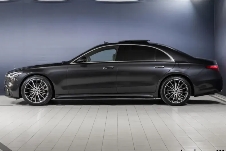 Mercedes-Benz S 580 din 2021 cu 25.858 km - oferta MER141817 - foto 3