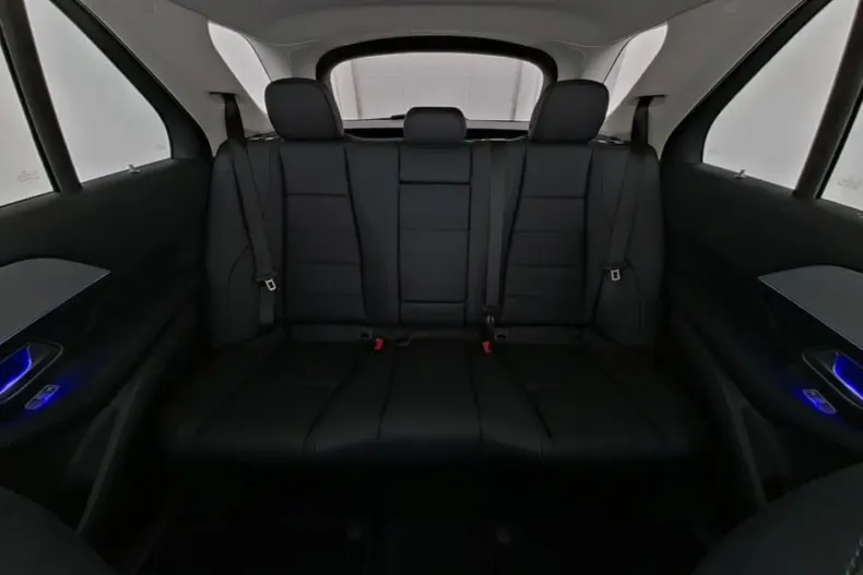 Mercedes-Benz GLE 350 din 2024 cu 12.435 km - oferta MER141823 - foto 4