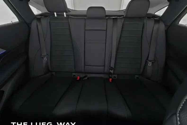 Mercedes-Benz GLE 350 din 2022 cu 15.275 km - oferta MER141824 - foto 6