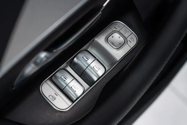 Mercedes-Benz GLE 350 din 2021 cu 69.038 km - oferta MER141828 - foto 24