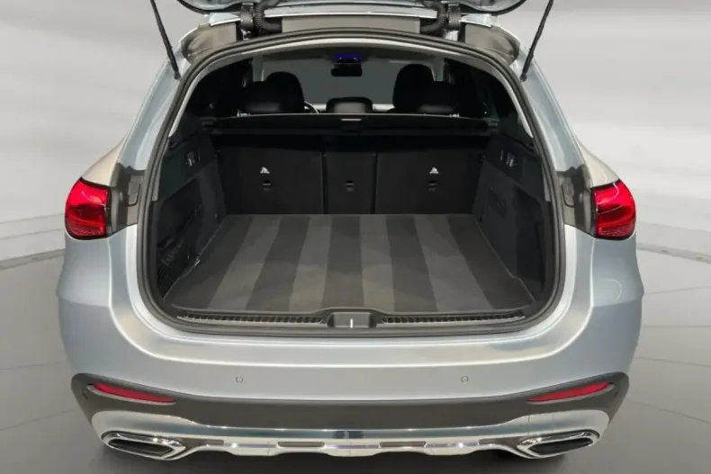 Mercedes-Benz GLC 200 din 2024 cu 12.494 km - oferta MER141839 - foto 12