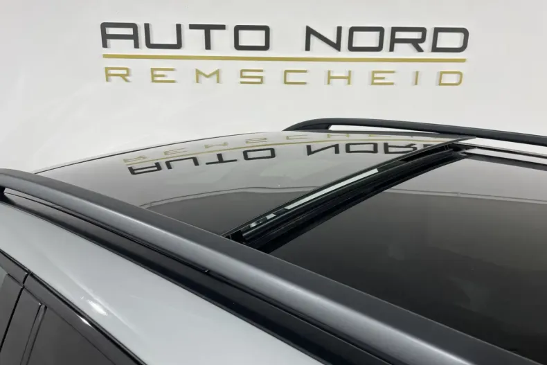 Mercedes-Benz GLE 300 din 2025 cu 8.600 km - oferta MER141846 - foto 12