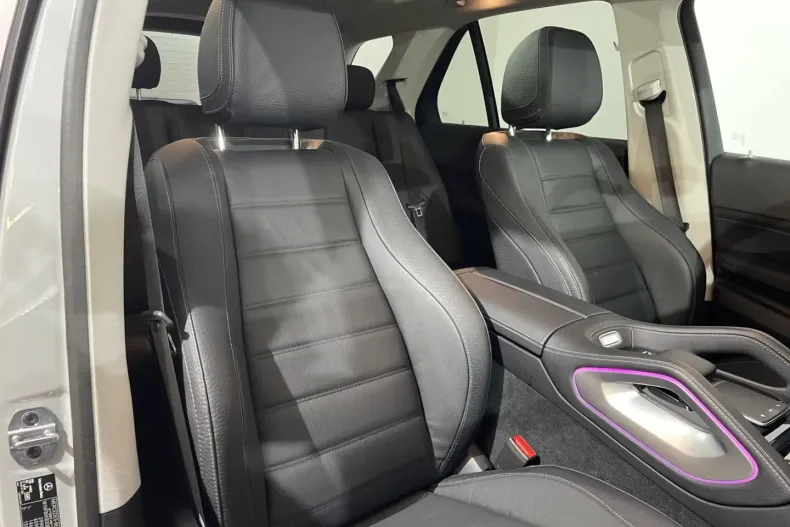 Mercedes-Benz GLE 300 din 2025 cu 8.600 km - oferta MER141846 - foto 18