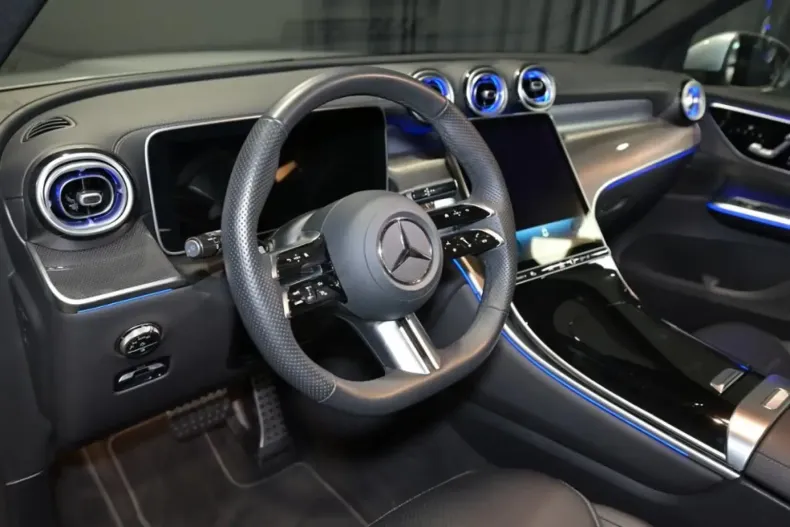 Mercedes-Benz GLC 200 din 2024 cu 24.200 km - oferta MER141867 - foto 8