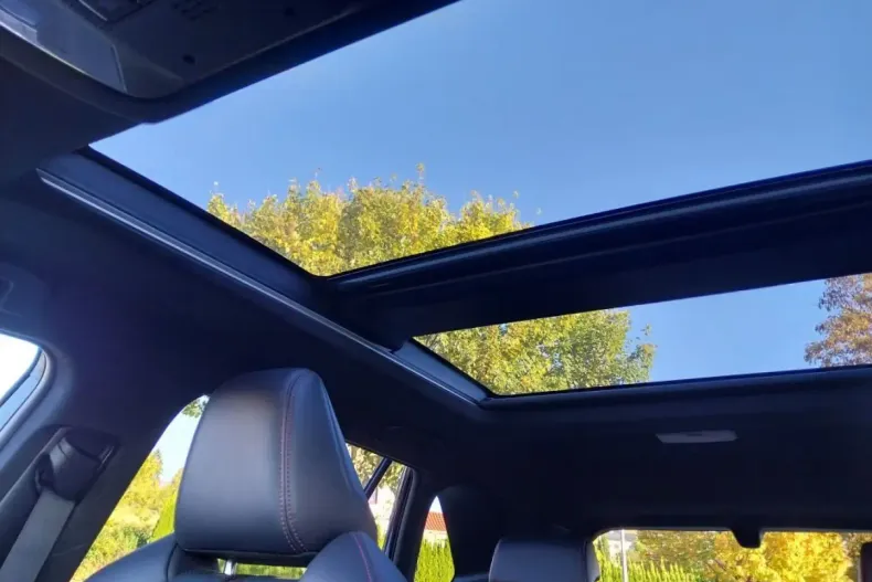 Toyota RAV4 din 2022 cu 90.187 km - oferta TOY141869 - foto 9