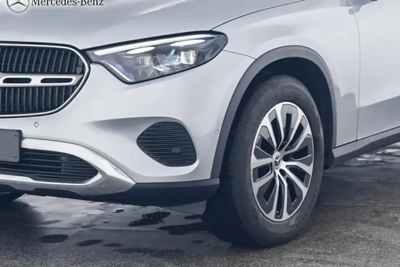 Mercedes-Benz GLC 200 din 2024 cu 19.050 km - oferta MER141873 - foto 2