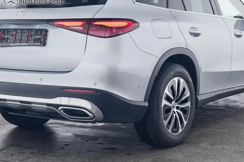 Mercedes-Benz GLC 200 din 2024 cu 19.050 km - oferta MER141873 - foto 4