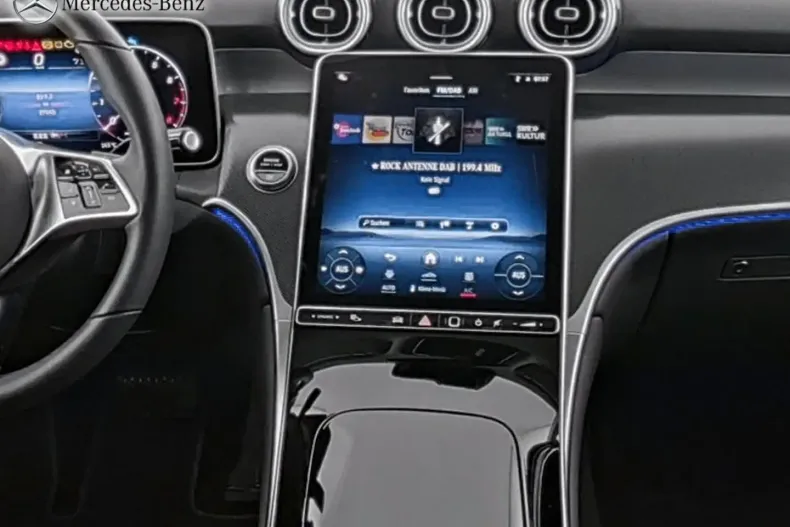 Mercedes-Benz GLC 200 din 2024 cu 19.050 km - oferta MER141873 - foto 7