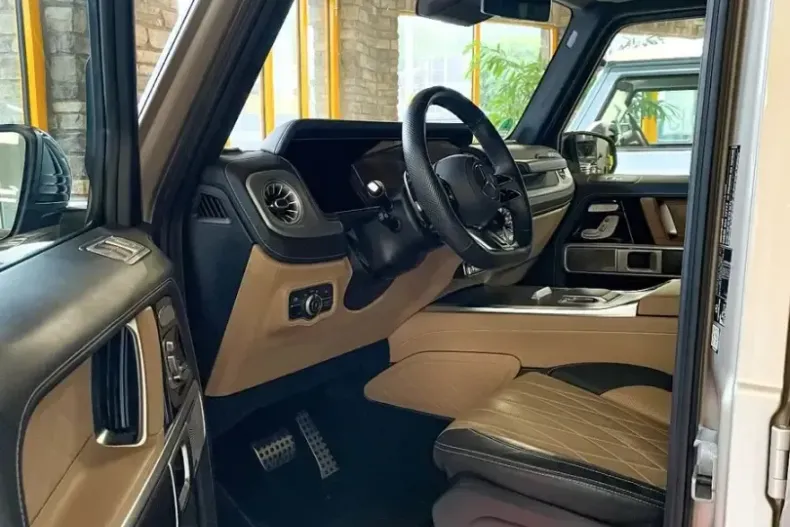 Mercedes-Benz G 63 AMG din 2024 cu 26.700 km - oferta MER141884 - foto 9