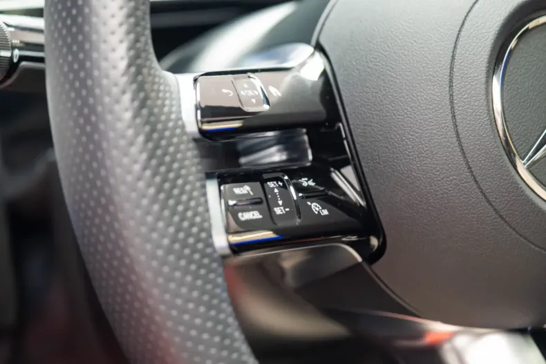 Mercedes-Benz E 220 din 2024 cu 23.800 km - oferta MER141886 - foto 34