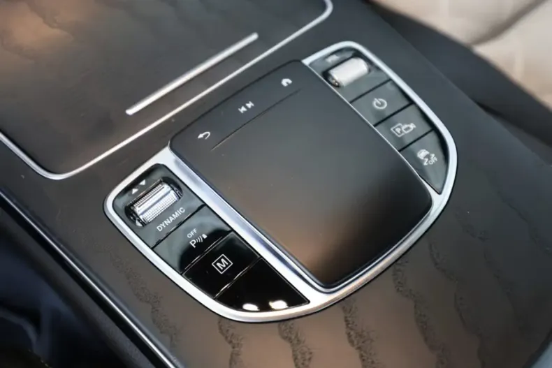 Mercedes-Benz GLC 300 din 2021 cu 69.376 km - oferta MER141893 - foto 10