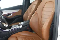 Mercedes-Benz GLC 300 din 2021 cu 73.233 km - oferta MER141895 - foto 3