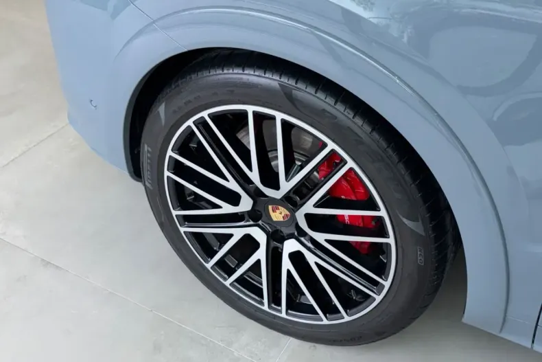 Porsche Cayenne din 2024 cu 22.043 km - oferta POR141902 - foto 12