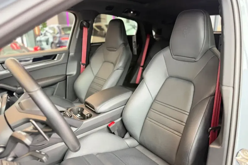 Porsche Cayenne din 2024 cu 22.043 km - oferta POR141902 - foto 18