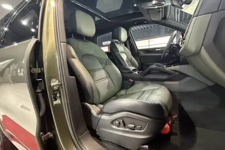 Porsche Cayenne din 2023 cu 39.238 km - oferta POR141903 - foto 20