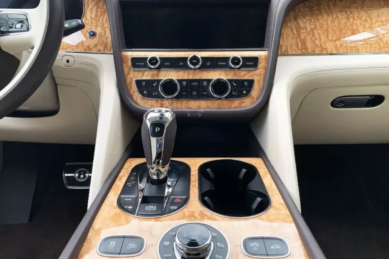 Bentley Bentayga din 2022 cu 55.345 km - oferta BEN141904 - foto 15