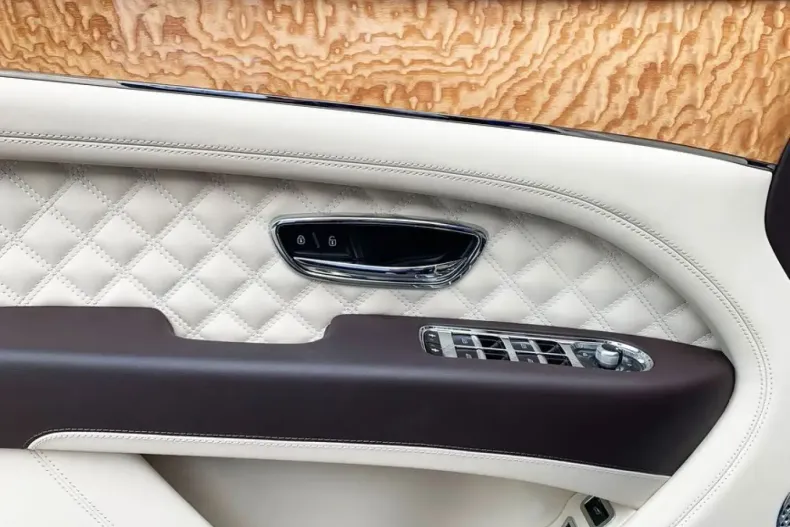 Bentley Bentayga din 2022 cu 55.345 km - oferta BEN141904 - foto 19