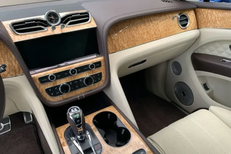 Bentley Bentayga din 2022 cu 55.345 km - oferta BEN141904 - foto 27
