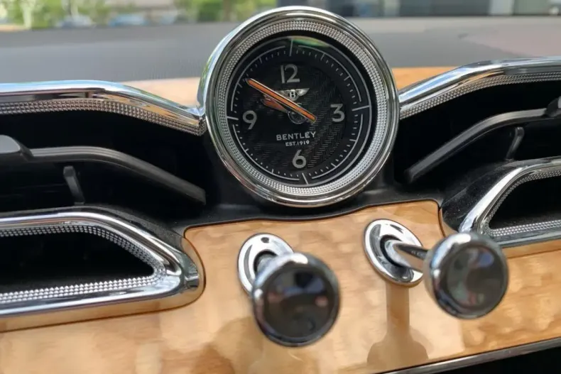 Bentley Bentayga din 2022 cu 55.345 km - oferta BEN141904 - foto 28