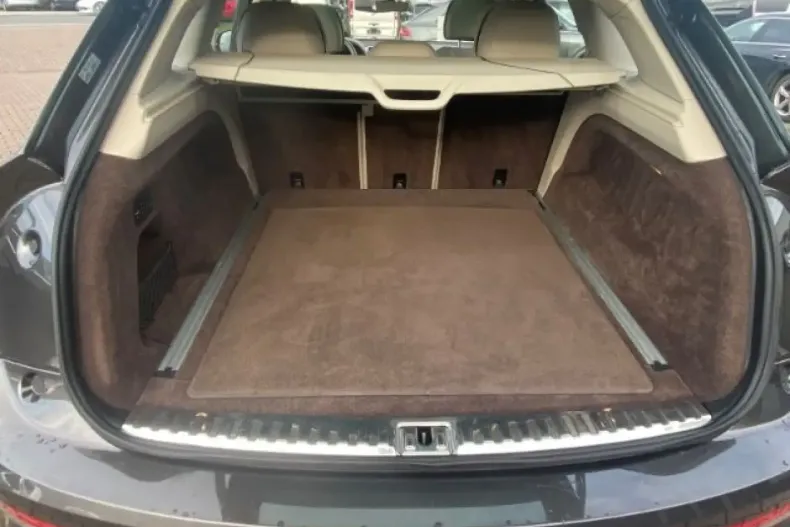 Bentley Bentayga din 2021 cu 74.500 km - oferta BEN141906 - foto 7