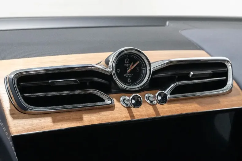 Bentley Bentayga din 2024 cu 6.178 km - oferta BEN141907 - foto 19