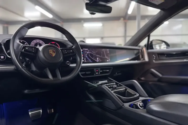Porsche Cayenne din 2023 cu 48.149 km - oferta POR141914 - foto 12