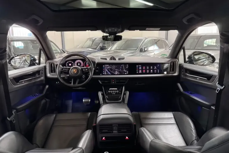 Porsche Cayenne din 2023 cu 48.149 km - oferta POR141914 - foto 13