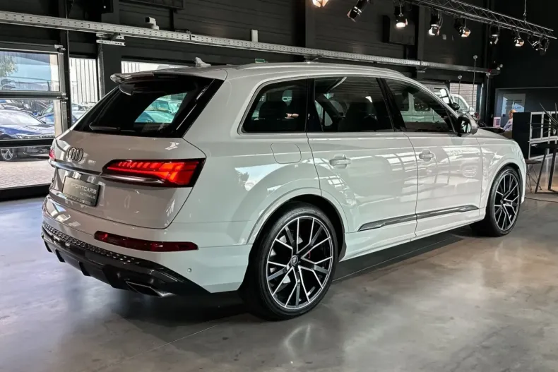 Audi Q7 din 2024 cu 21.500 km - oferta AUD141921 - foto 7