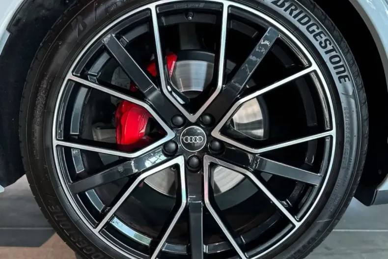 Audi Q7 din 2024 cu 21.500 km - oferta AUD141921 - foto 18