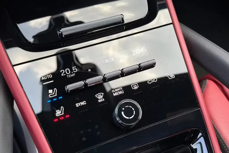 Porsche Cayenne din 2024 cu 927 km - oferta POR141923 - foto 8