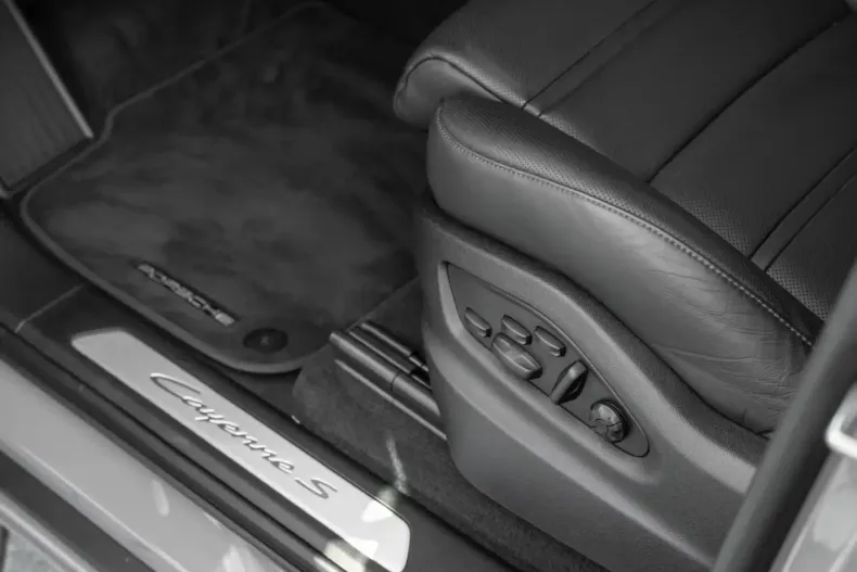 Porsche Cayenne din 2024 cu 32.674 km - oferta POR141930 - foto 6